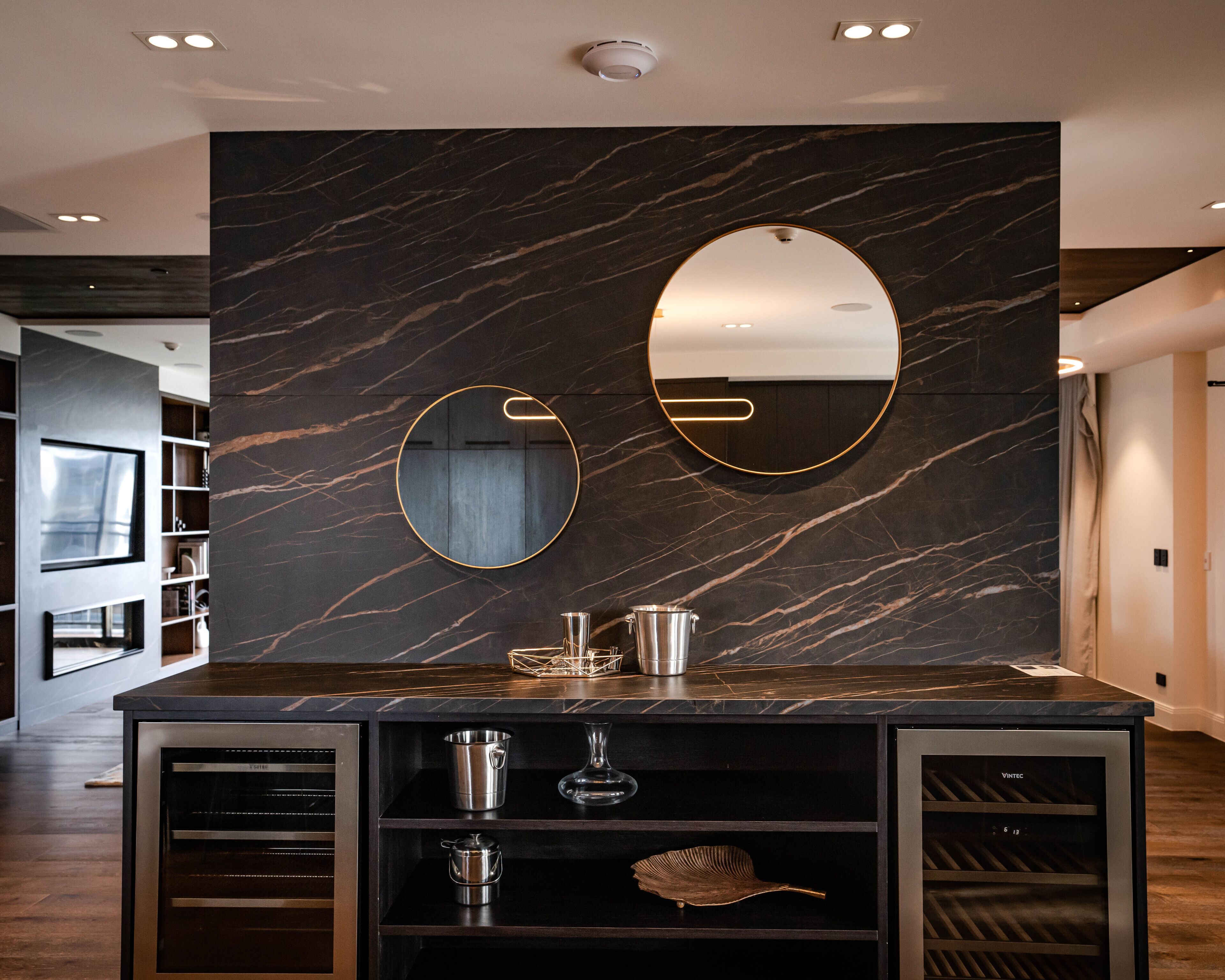 luxury penthouse, city view (4 king beds) | living area | 43-inch lcd tv with cable channels