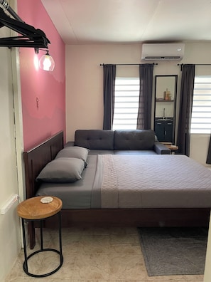 1 bedroom, free WiFi, bed sheets