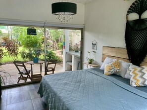 Individually decorated, individually furnished, free WiFi, bed sheets - CASA BORUSH (Cancun)