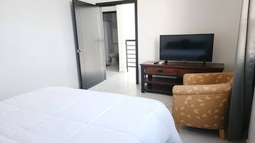 2 bedrooms, individually decorated, free WiFi