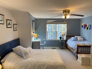 3 habitaciones, escritorio, tabla de planchar con plancha y wifi gratis 