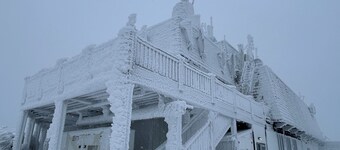 Super Fresh Apartment Near Jay Peak!