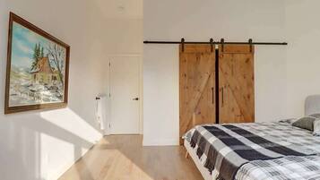 5 chambres, fer et planche à repasser, Wi-Fi, draps fournis