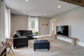 TV, DVD player