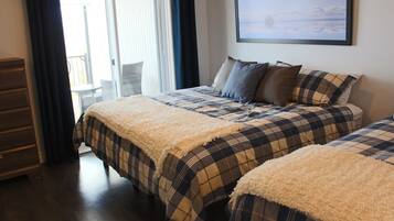 4 chambres, fer et planche à repasser, Wi-Fi, literie fournie