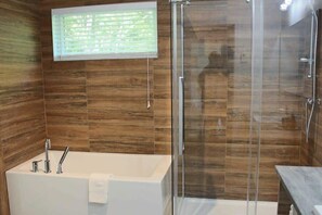 Shower, hair dryer, towels - Mount Orford - Spa - Neptune (Orford)
