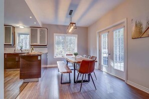 Dining - Mont Orford - Spa - Grand-Duc (Memphrémagog)