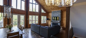 Edge of Lake Walfred - Spa - Chinook Club Walfred