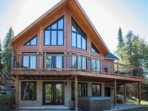 Exterior - Access to Lake Walfred - Spa - Alizée Club (Sainte-Marguerite-du-Lac-Masson)
