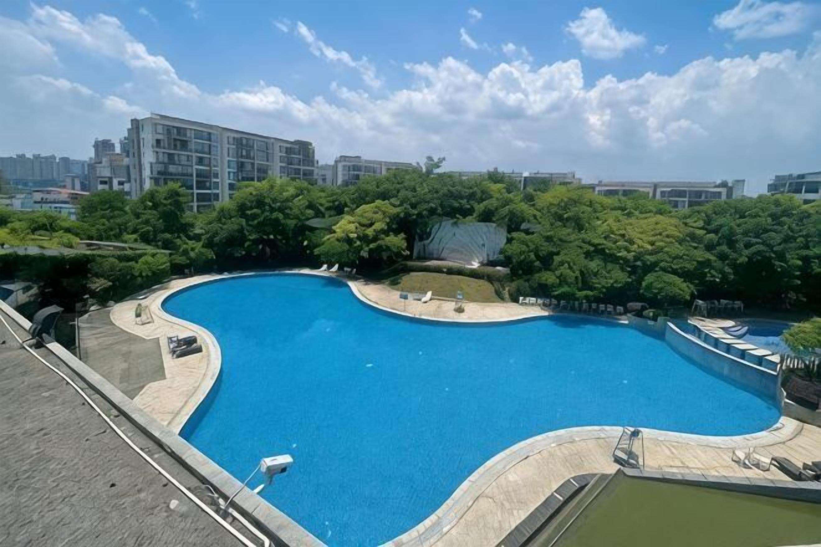 Piscine extérieure