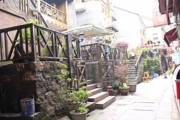 Garden - Biancheng Shanshui Inn (Fenghuang)