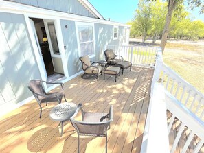 Terrace/patio - Comfortable Family Gathering 4B2B with Hot Tub RV LOT  (New Braunfels)