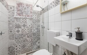 Ducha y secador de pelo