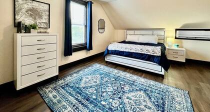 Newly Renovated Historic mansion 8 Bedrooms