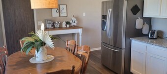 3 BDR Ranch w/ Fenced yard, laundry, garage + more