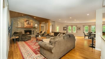 TV, fireplace, table tennis