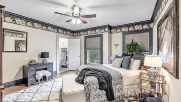 3 bedrooms, desk, iron/ironing board, WiFi