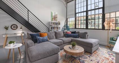 5103 Peters · New Industrial Loft on Lebanon Bike Trail !!