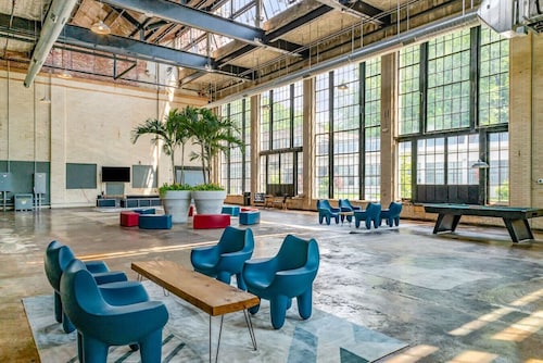 5103 Peters · New Industrial Loft on Lebanon Bike Trail !!