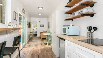 Fridge, microwave, coffee/tea maker, toaster