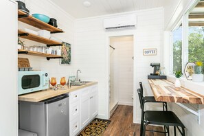 Fridge, microwave, coffee/tea maker, toaster