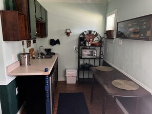 Coffee/tea maker, toaster - The Mesquite Room - The Ranch House Motel (Christoval)