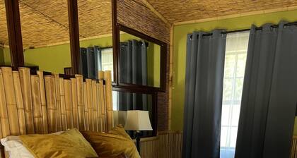 The Huisache Room - The Ranch House Motel