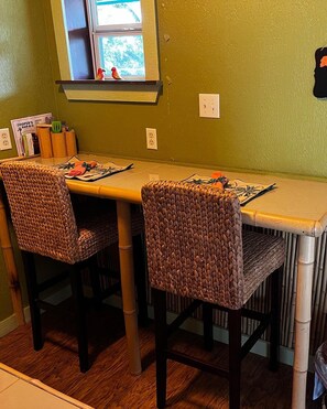 Dining - The Huisache Room - The Ranch House Motel (Christoval)