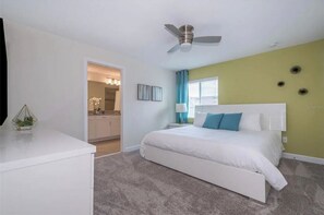5 slaapkamers, een kluis op de kamer, een strijkplank/strijkijzer