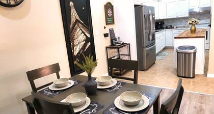 Cozy 3 Bedroom Apartment Minute's From Downtown Lawrence