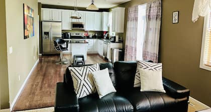 5 Bedroom Private Villa with Peloton Bike