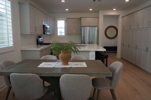 Dining - Newly Built Home, 3 bedrooms (Escondido)