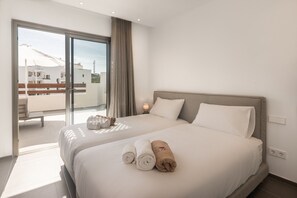 2 bedrooms, in-room safe, free WiFi, bed sheets