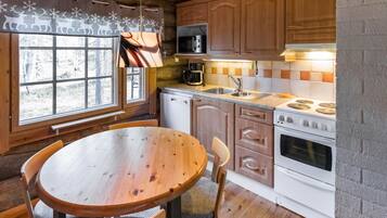 Fridge, microwave, dishwasher, cookware/dishes/utensils