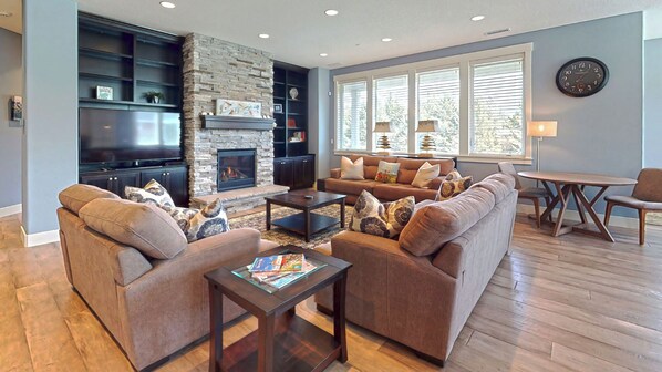 TV, fireplace, DVD player