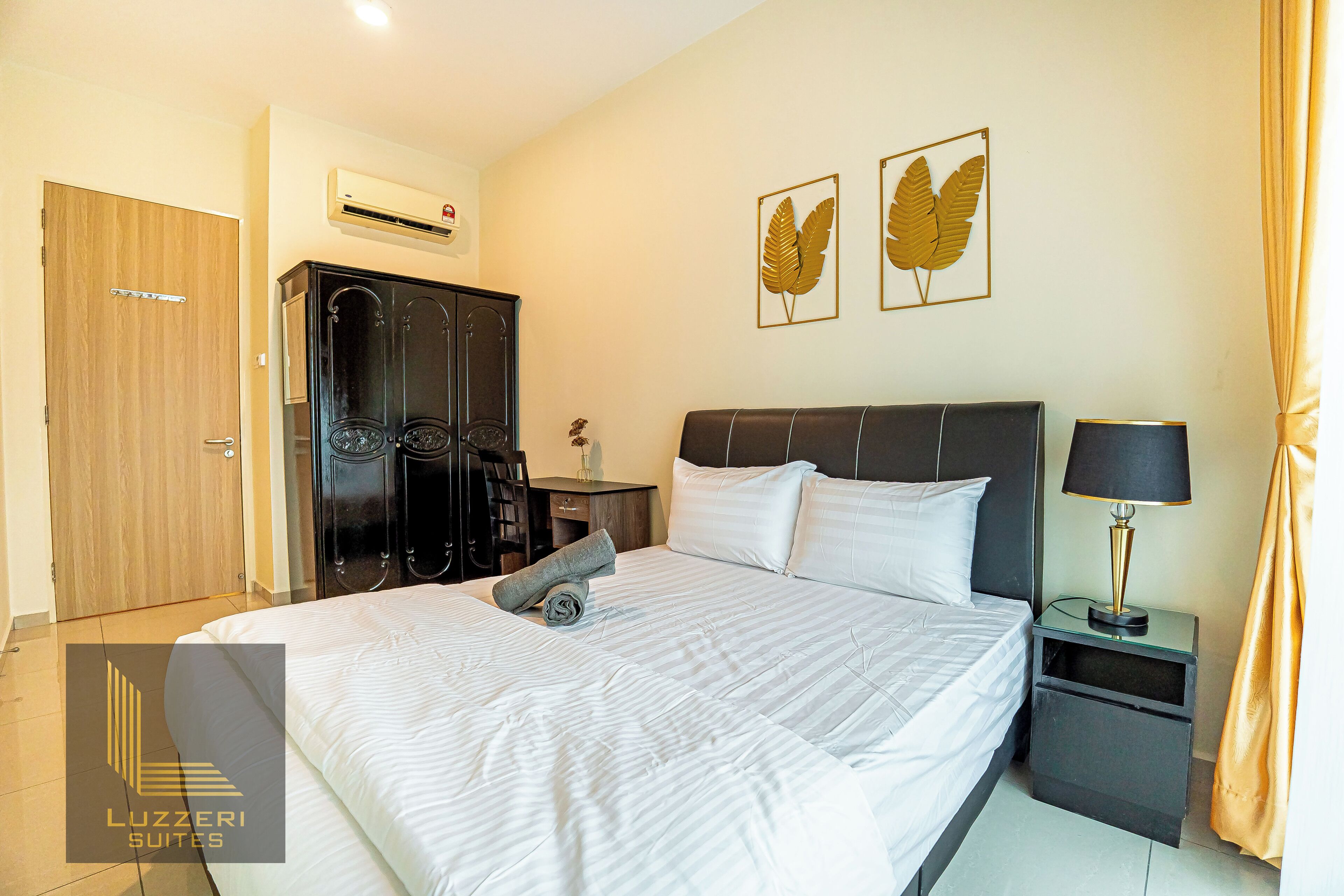 Suite Grand, 3 habitaciones, vista a la ciudad | Edredón, decoración personalizada y muebles diferentes 