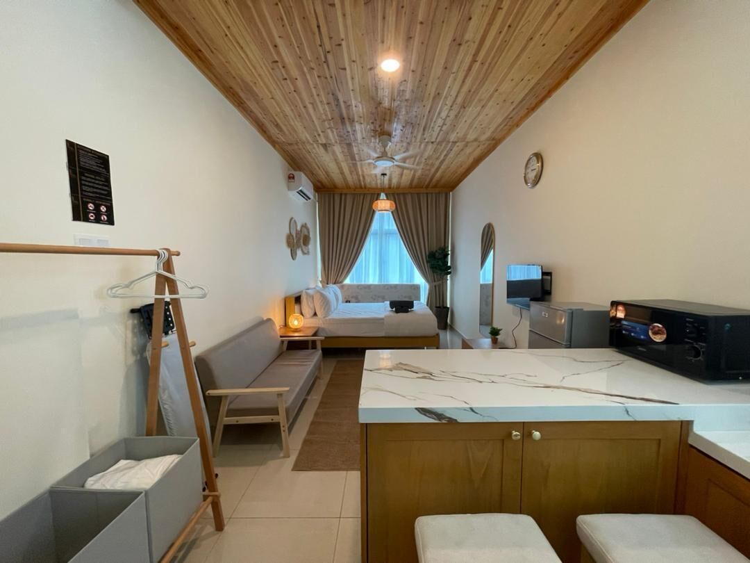 Japanese-style Studio, City View | Living area