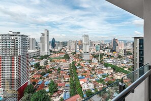 SuĂte urbana, 3 quartos, vista para a cidade | Ărea de estar