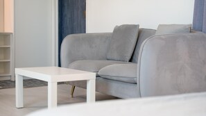 Basic Room, 1 Bedroom (104) | 1 bedroom, free WiFi - Namhae Seven House (Namhae)