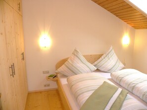 1 chambre, Wi-Fi gratuit, draps fournis