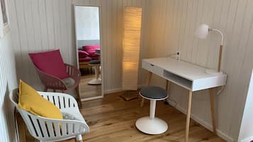 1 bedroom, desk, iron/ironing board, free WiFi