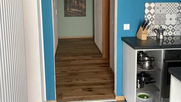 Kühlschrank, Ofen, Herdplatte, Geschirrspüler