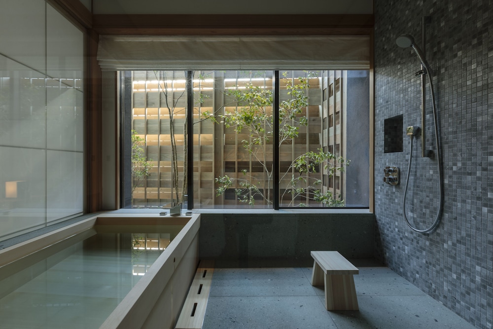 Azumi Setoda by null