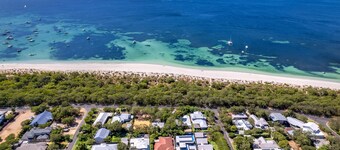 Ocean Pines: beachside family favourite in quiet leafy street