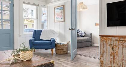 Begonia Beach Cottage- Dog Friendly