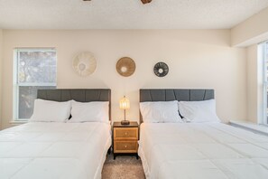 3 bedrooms, desk, free WiFi, bed sheets