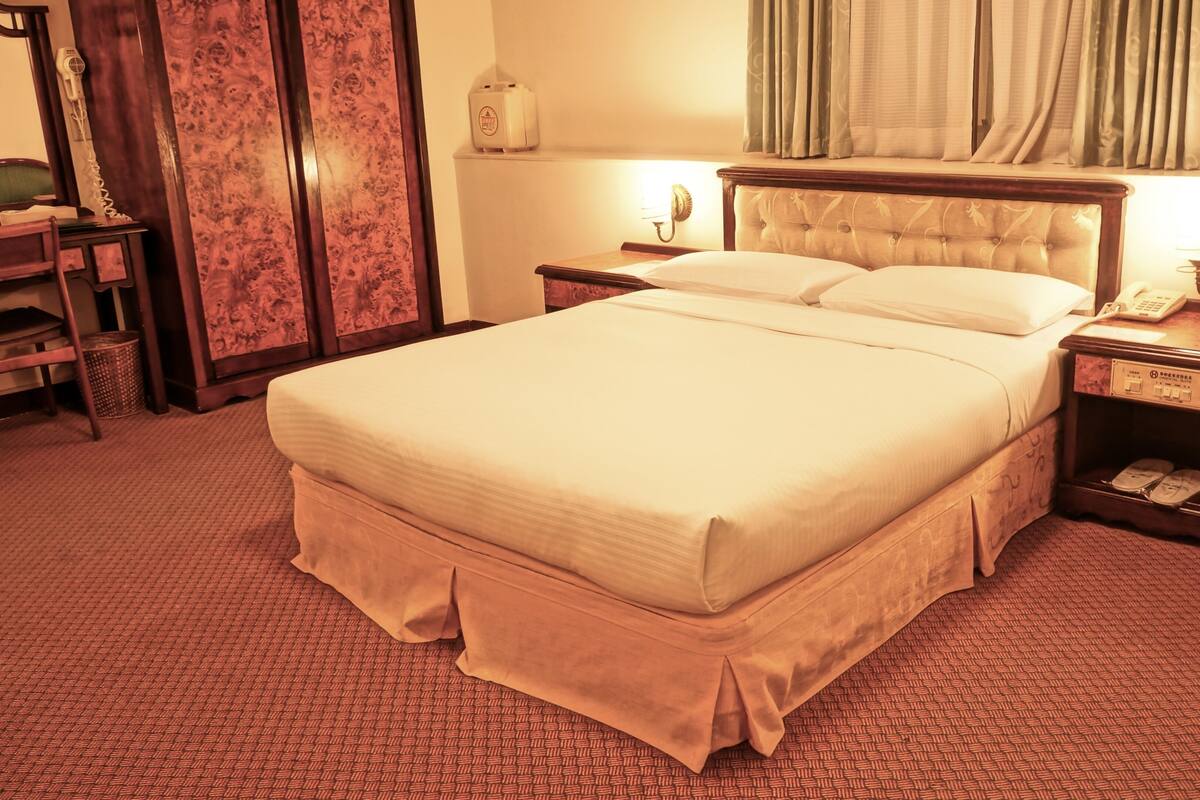 Business Double Room | WiFi (free)