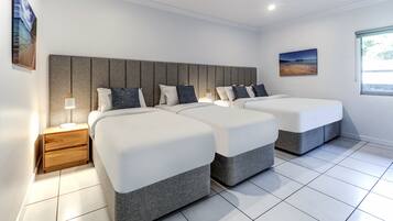 Appartement panoramique | 3 chambres, fer et planche à repasser, lit de bébé portatif