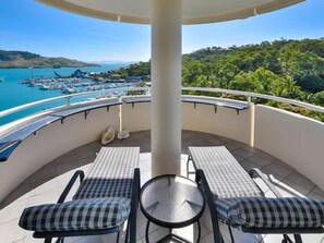 Appartement Luxe | Vue depuis le balcon