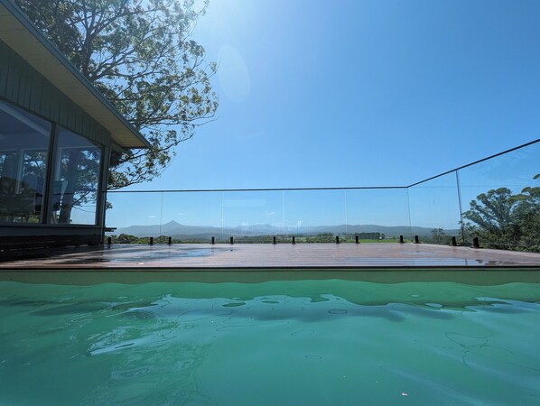 Outdoor pool - Stunning escarpment views - 15 min from Mollymook Beach, boutique Milton village (Morton)